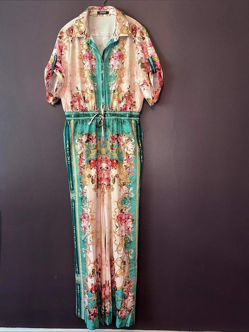 Stunning Women’s Large Floral Wide Leg Jumpsuit in Green, Blush & Pink Like New